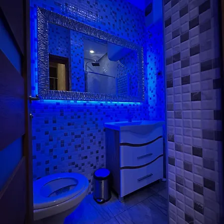 Urban Lux Loft Apartment *