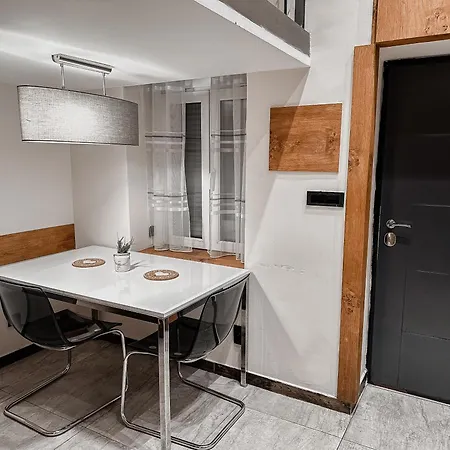 Urban Lux Loft Апартаменты